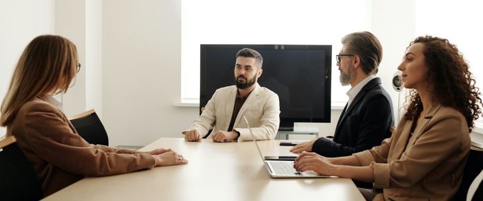 Як не переживати перед співбесідою: розповідають психологи HoldYou