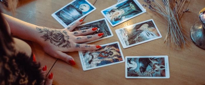 Чому таролог, астролог і нумеролог не вирішать усіх проблем?