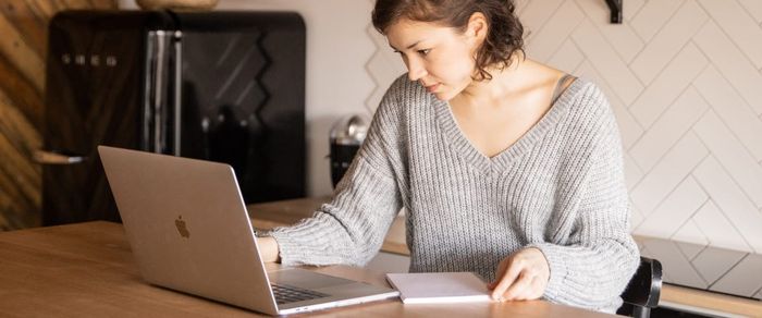 Травма свідка війни: як не нашкодити собі новинами